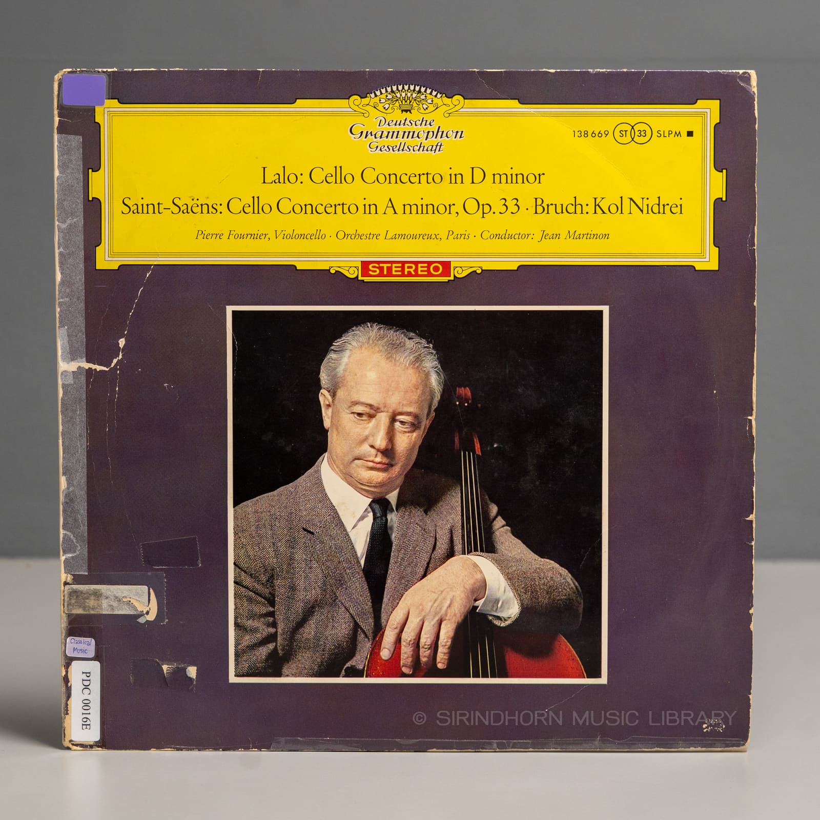 ปกแผ่น Lalo cello concerto in D minor; Saint-Saens