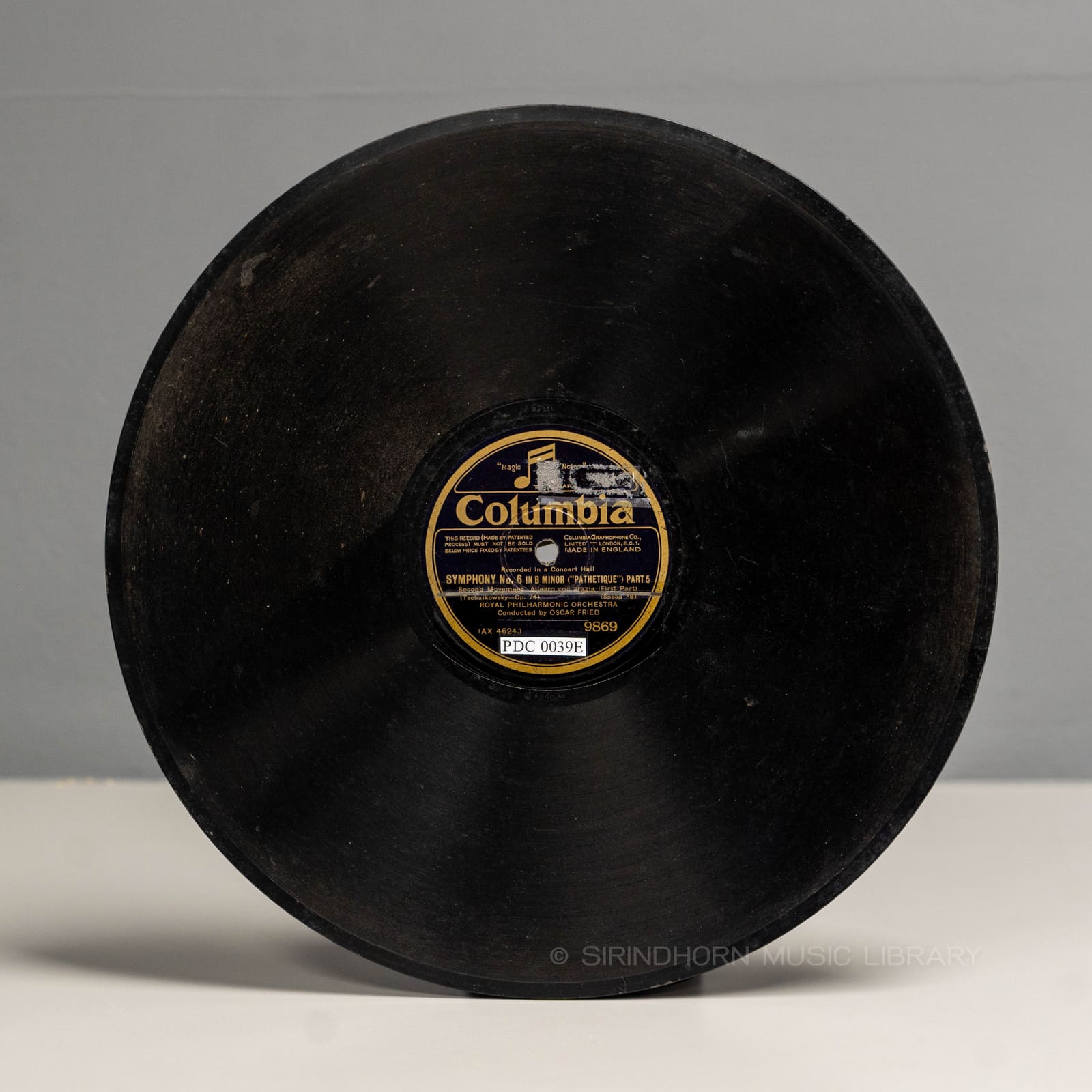 ปกแผ่น Royal philharmonic orchestra recorded in a concert hall