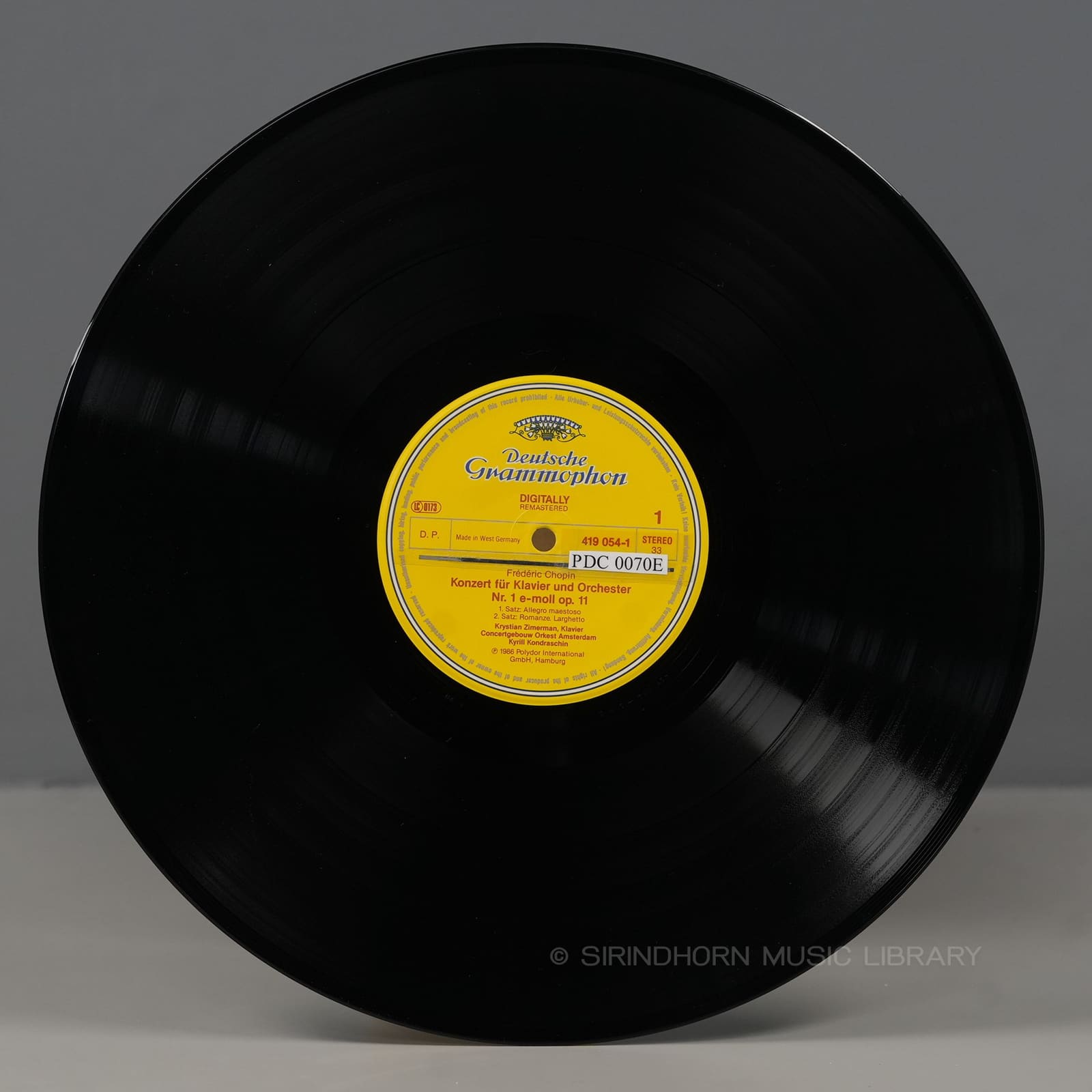 ป้ายแผ่นเสียง A — Frederic Chopin piano concertos No.1