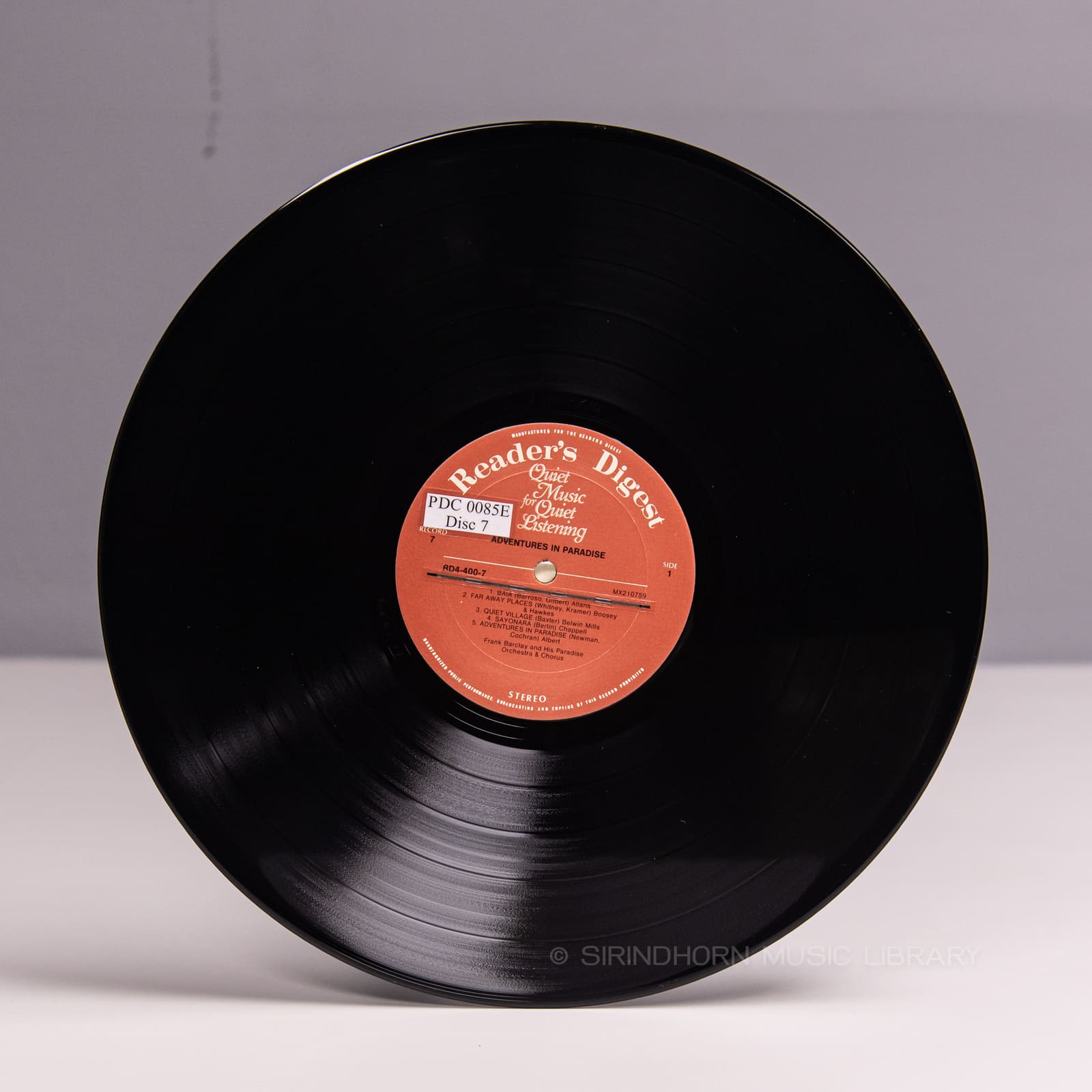 ป้ายแผ่นเสียง M — Quiet music for quiet listening
