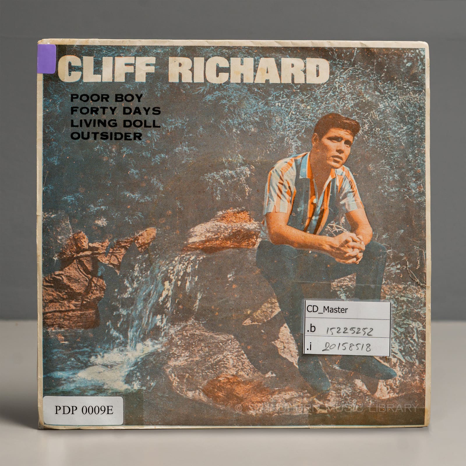 ปกแผ่น Cliff Richard