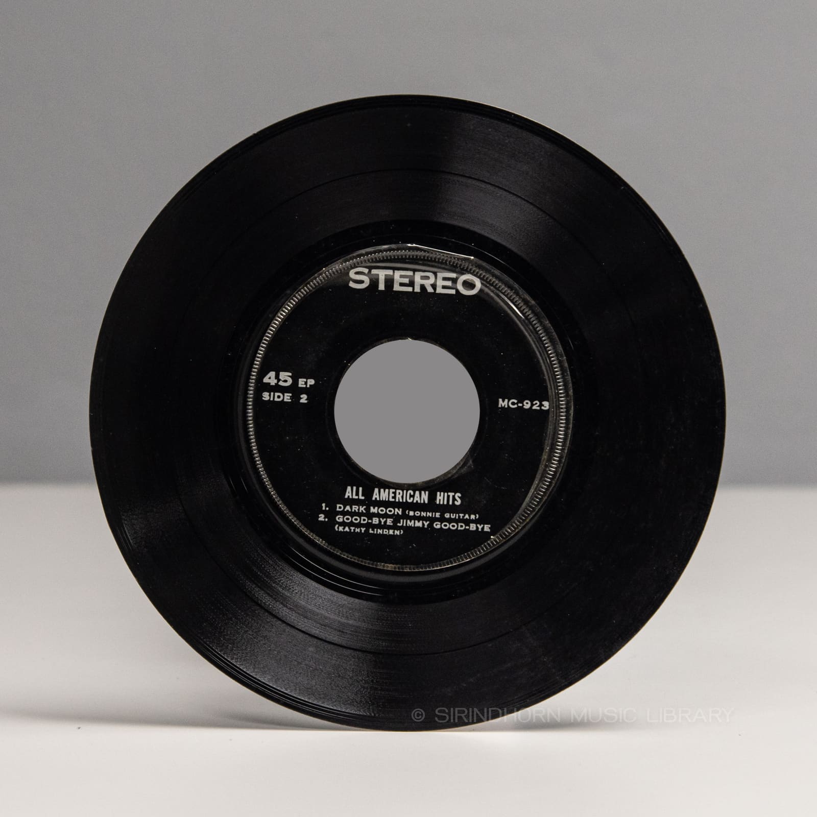 ป้ายแผ่นเสียง B — All American hits