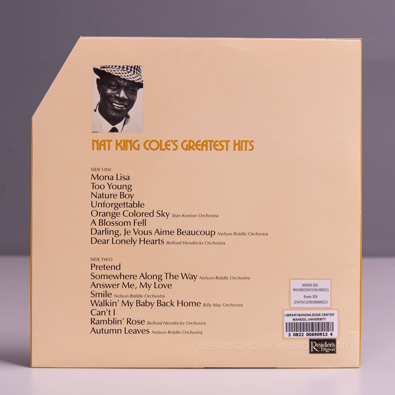 หน้าปกด้านใน 2 — Nat King Cole the unforgettable