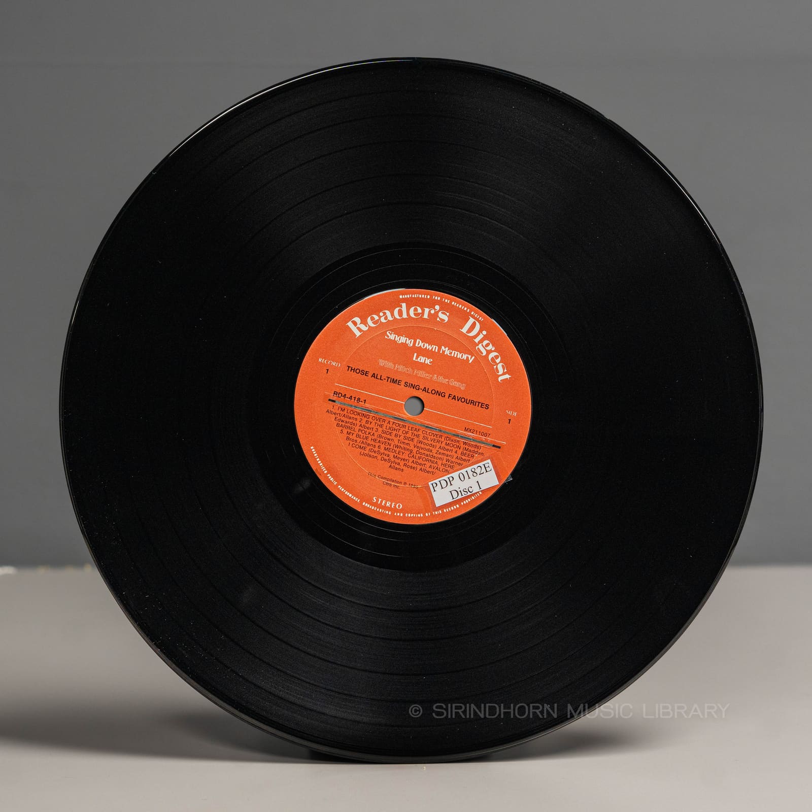 ป้ายแผ่นเสียง A — Singing down memory lane with Mitch Miller and the gang