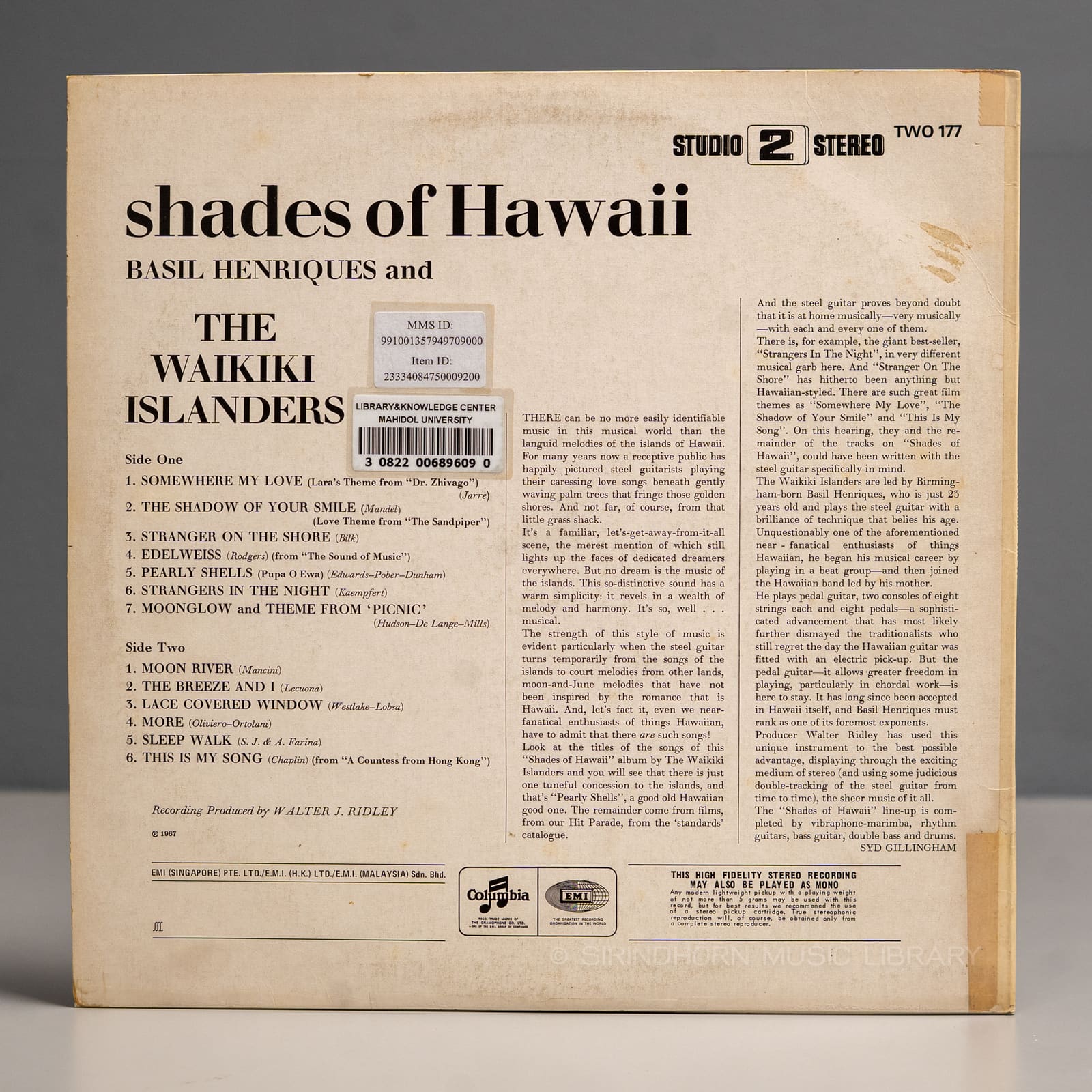 ปกหลัง — Shades of Hawaii